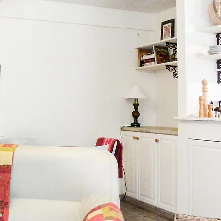 Pet Friendly In * Scillé