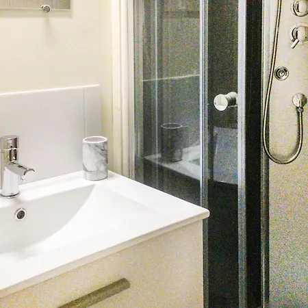 Gorgeous In With Wifi 別荘